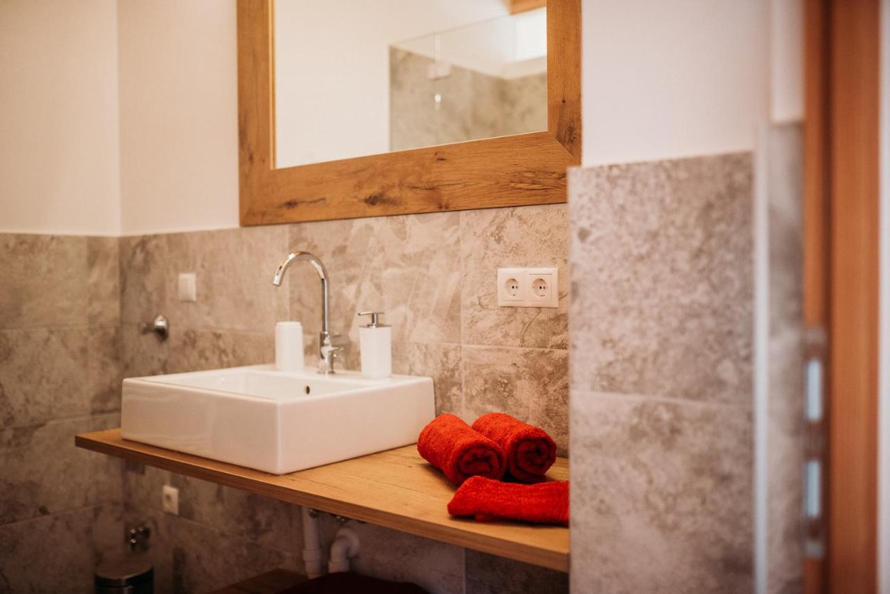 Apartment Lahnbach Grosskarneid Лузон Экстерьер фото